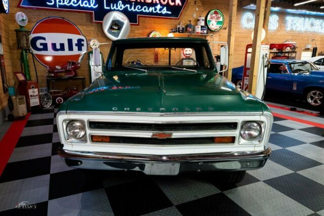 Chevrolet K-10 1968 image number 35