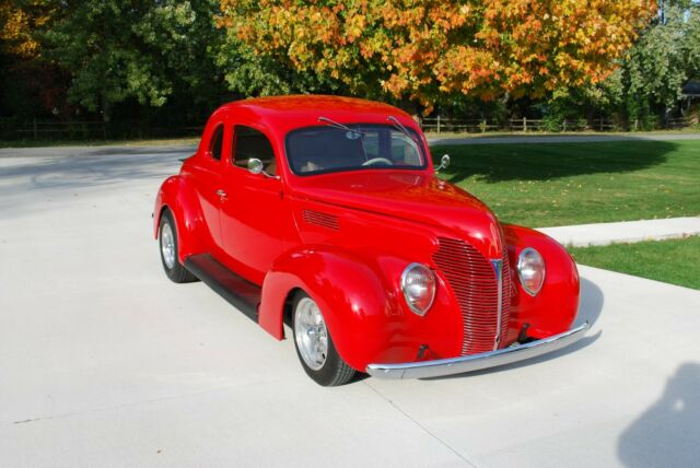 Ford Standard 1939 image number 1