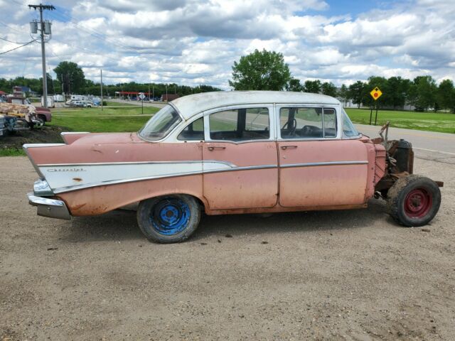 Chevrolet Bel Air/150/210 1957 image number 13