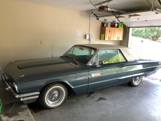 Ford Thunderbird 1964 image number 9