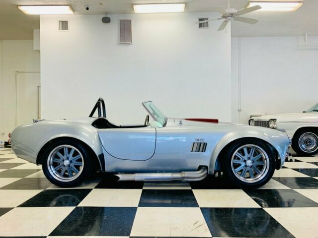 Shelby Cobra 1966 image number 27