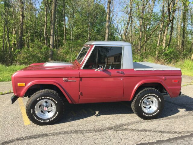 Ford Bronco 1971 image number 2