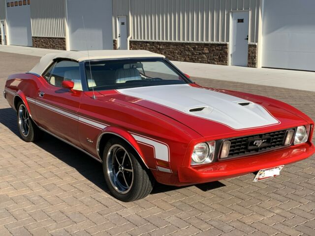 Ford Mustang 1973 image number 0