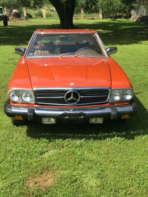 Mercedes-Benz SL-Class 1978 image number 1