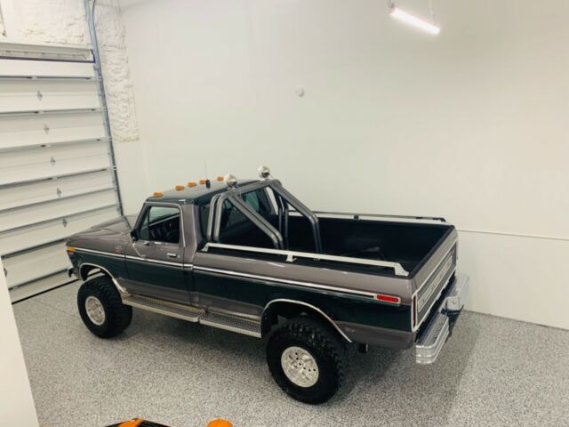 Ford F-250 1979 image number 6