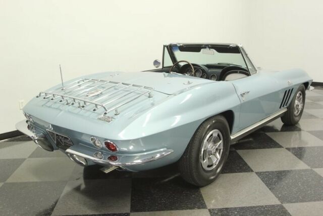 Chevrolet Corvette 1966 image number 13