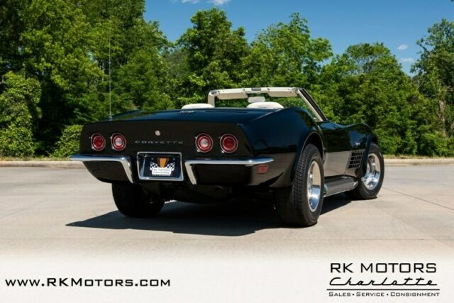 Chevrolet Corvette 1971 image number 27