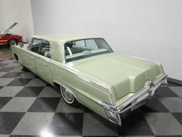 Chrysler Imperial 1964 image number 15