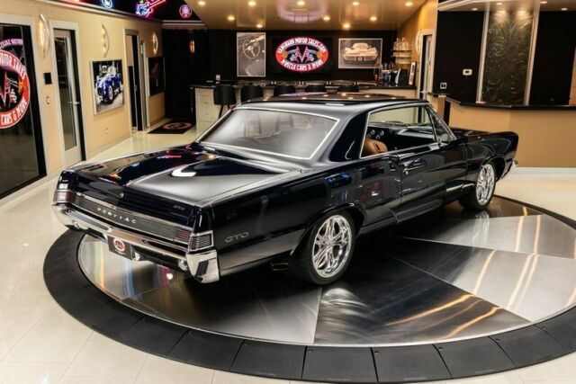 Pontiac GTO 1965 image number 12