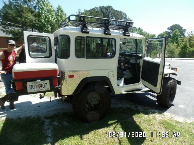 Toyota Land Cruiser 1978 image number 23