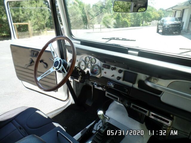 Toyota Land Cruiser 1978 image number 24