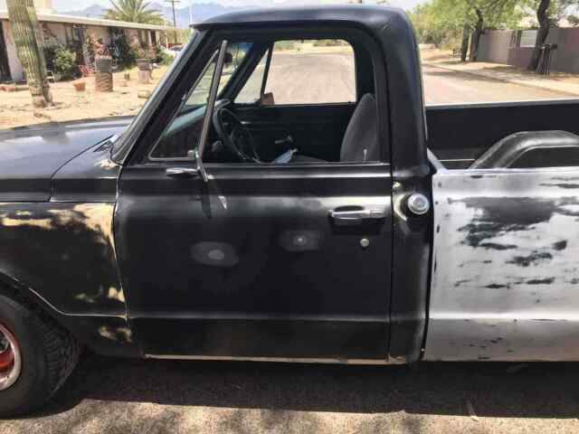 GMC C-10 short bed 1972 image number 12