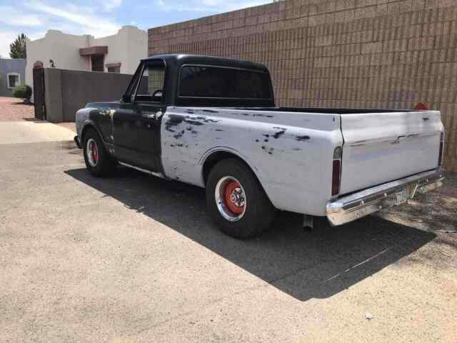 GMC C-10 short bed 1972 image number 2