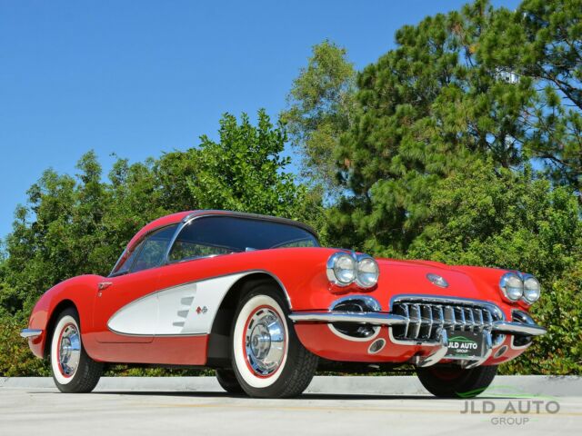 Chevrolet Corvette 1960 image number 17