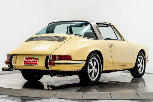 Porsche 911 T Targa 1969 image number 7