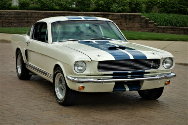 Ford Mustang 1966 image number 1