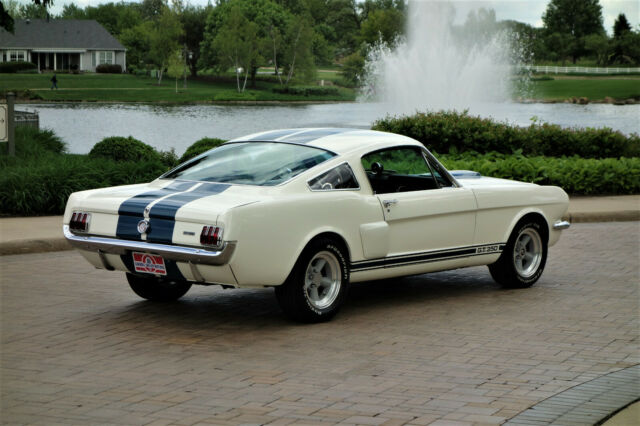 Ford Mustang 1966 image number 30