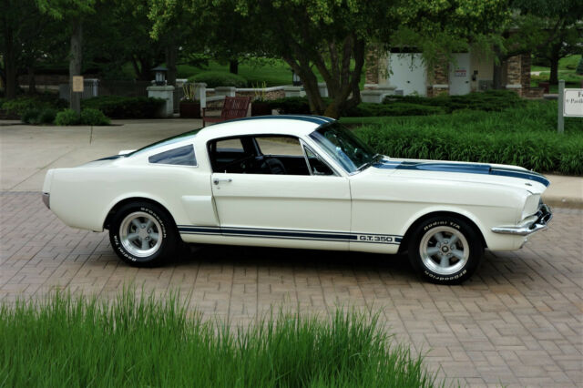 Ford Mustang 1966 image number 31