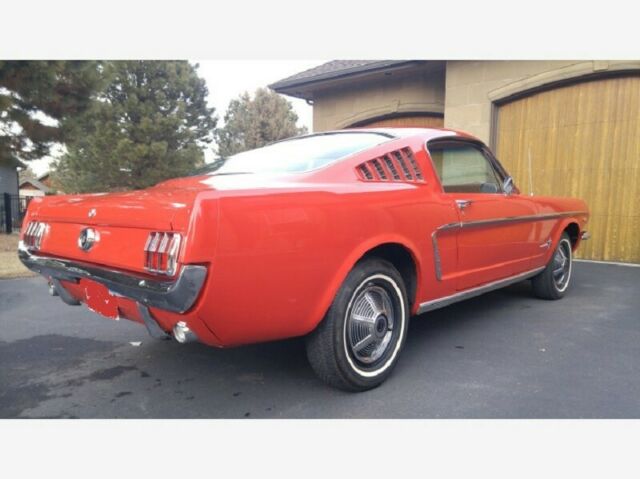 Ford Mustang 1965 image number 15