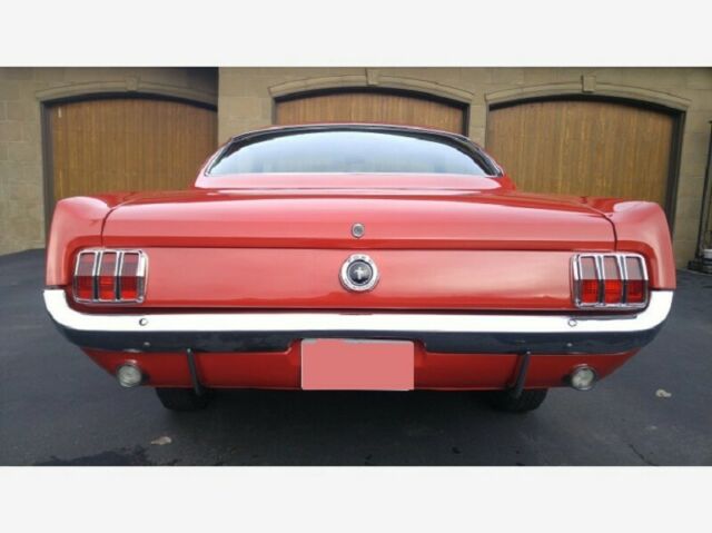 Ford Mustang 1965 image number 16