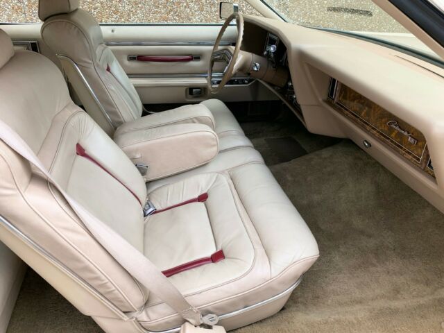 Lincoln Continental 1978 image number 41