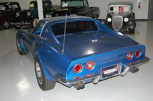 Chevrolet Corvette 1970 image number 9