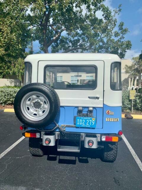 Toyota FJ Cruiser 1979 image number 7