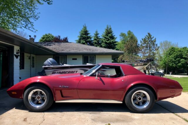 Chevrolet Corvette 1974 image number 32