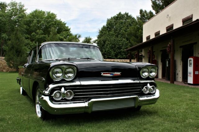 Chevrolet Biscayne 1958 image number 1