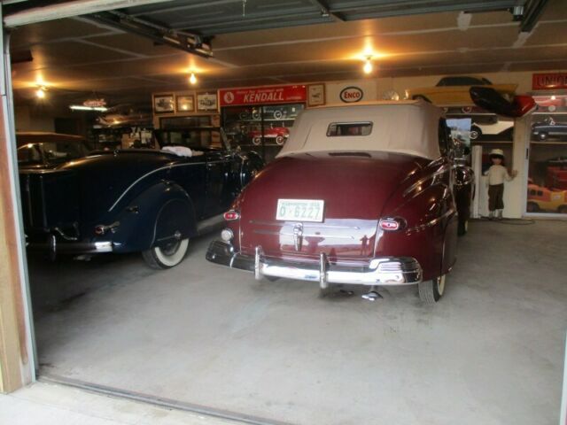 Ford Supper Deluxe Convertible 1946 image number 39