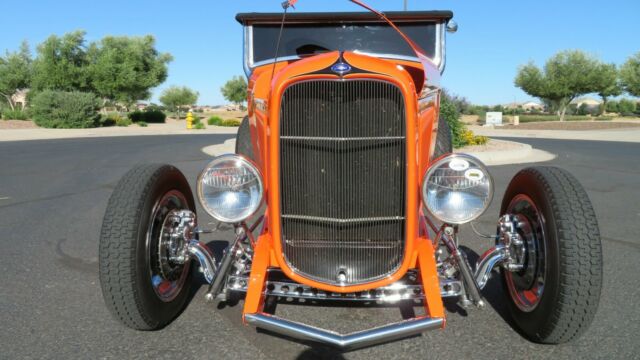 Ford Roadster 1932 image number 18