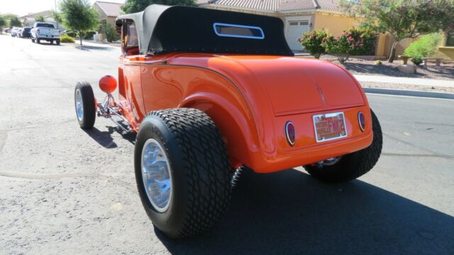 Ford Roadster 1932 image number 32