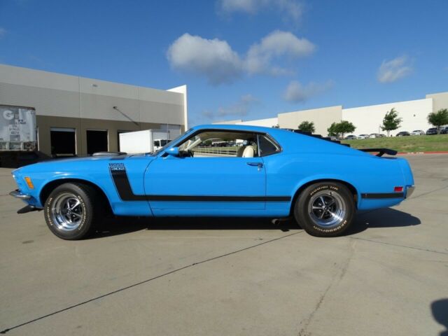 Ford Mustang 1970 image number 2