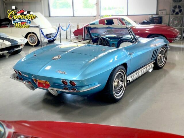 Chevrolet Corvette 1965 image number 21