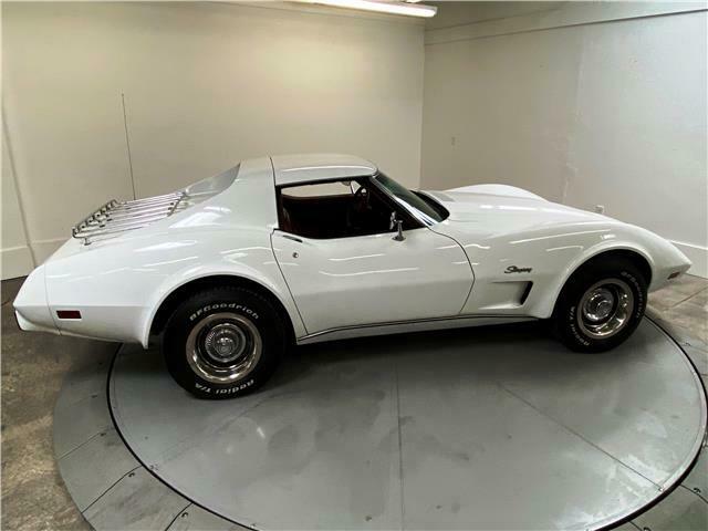 Chevrolet Corvette 1976 image number 11