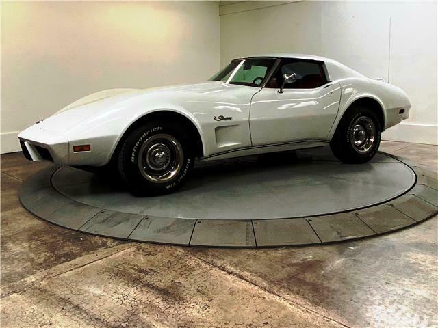 Chevrolet Corvette 1976 image number 13