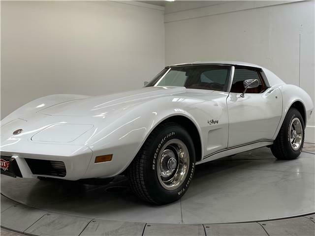 Chevrolet Corvette 1976 image number 15