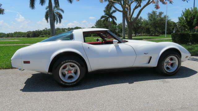 Chevrolet Corvette 1978 image number 23