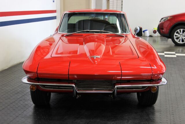 Chevrolet Corvette 1964 image number 30