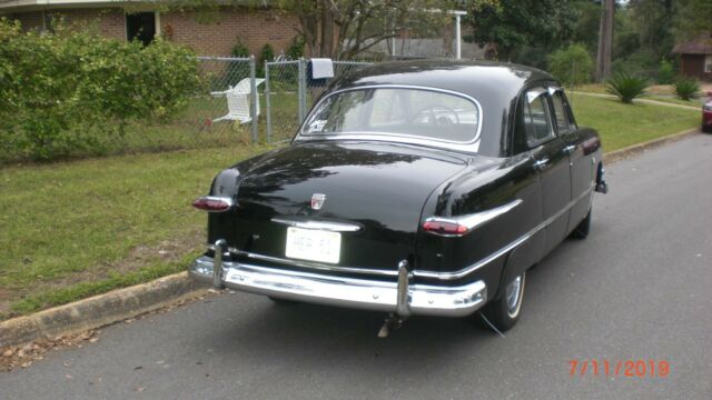 Ford Customline 1951 image number 9