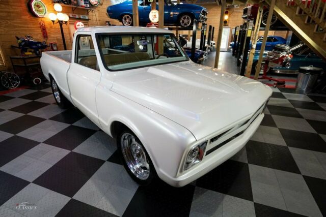 Chevrolet C10 1968 image number 21