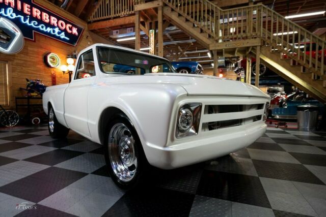 Chevrolet C10 1968 image number 22