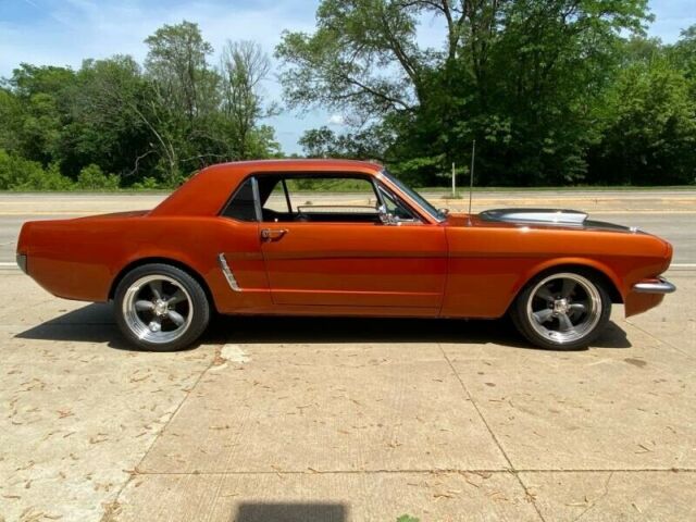 Ford Mustang 1965 image number 4