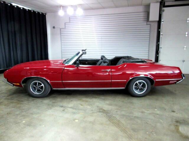 Oldsmobile Cutlass 1971 image number 22