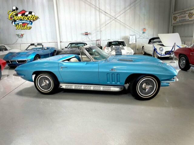 Chevrolet Corvette 1965 image number 18