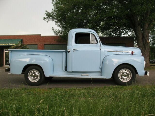 Ford F-100 1952 image number 3