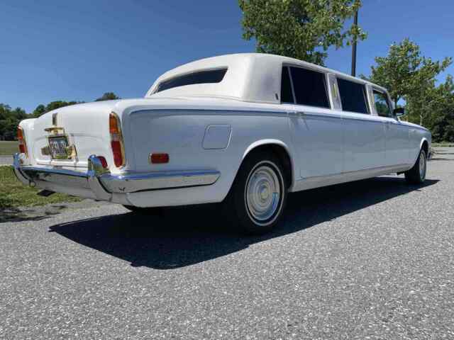 Rolls-Royce Silver Shadow 1972 image number 26