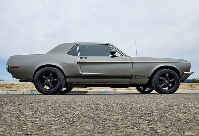 Ford Mustang 1968 image number 14