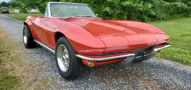 Chevrolet Corvette 1966 image number 30