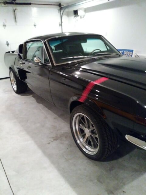 Ford Mustang 1967 image number 2